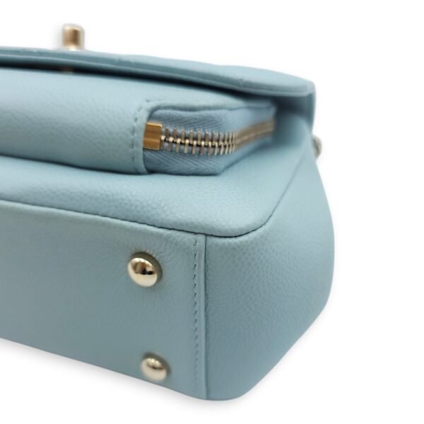Business Affinity Medium Blue Crossbody Bag in Caviar Leather, Gold hardware - Image 17