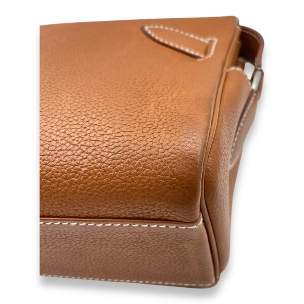 Kelly Messenger PM Fauve in Barenia Faurbourg, Palladium hardware - Image 12