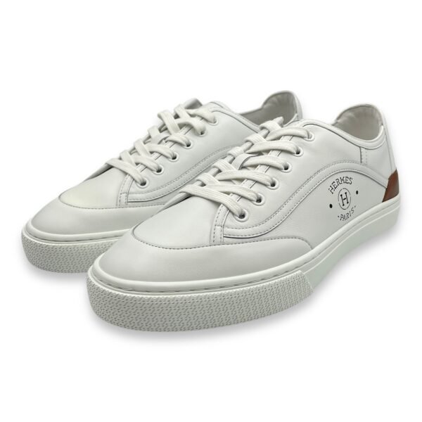 Get 40.5 White Shoes in Calfskin - Image 2
