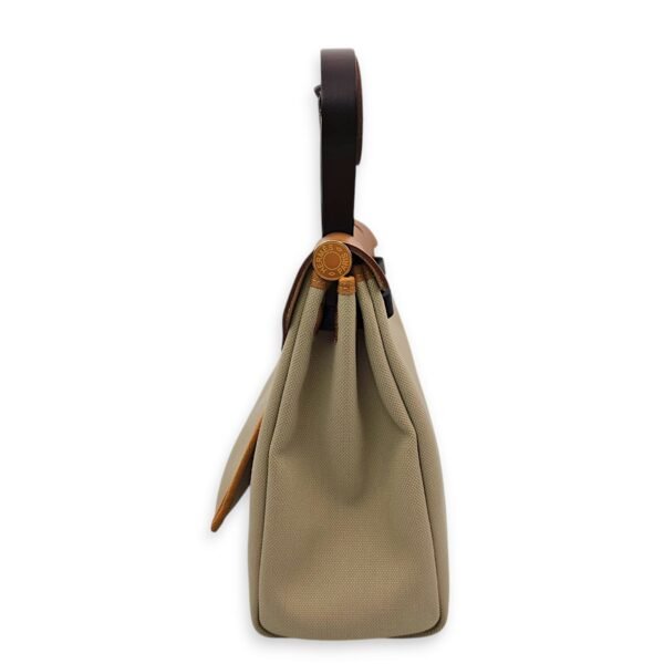 Herbag 31 Beton/Ebene/Naturel in Vache Hunter/Toile, Gold hardware - Image 3