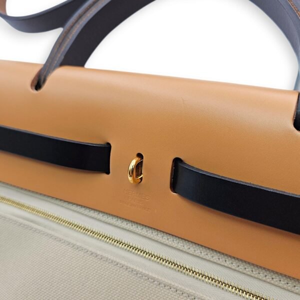 Herbag 31 Beton/Ebene/Naturel in Vache Hunter/Toile, Gold hardware - Image 8