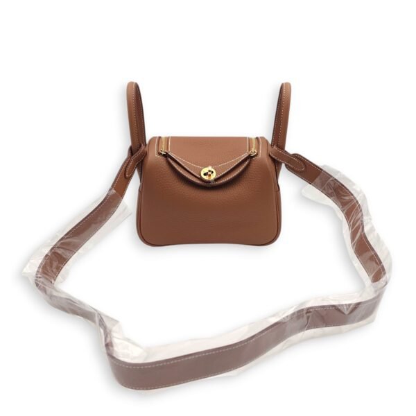 Lindy II Mini Gold in Clemence, Gold hardware - Image 3