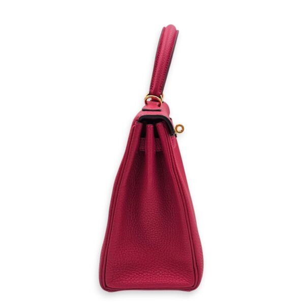 Kelly 25 Framboise in Togo, Gold hardware - Image 3