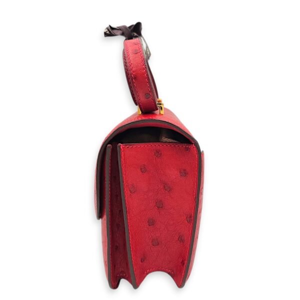 Constance 18 Rouge Vif in Ostrich, Gold hardware - Image 4