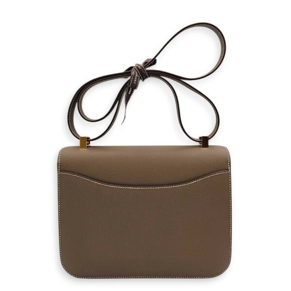 Constance 1 24 Etoupe in Epsom, Gold hardware - Image 2