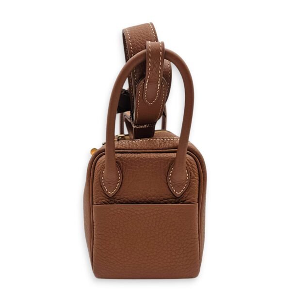 Lindy Mini Gold in Clemence, Gold hardware - Image 4