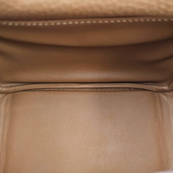 Lindy Mini Gold in Clemence, Gold hardware - Image 6