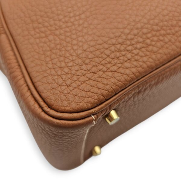 Lindy Mini Gold in Clemence, Gold hardware - Image 7