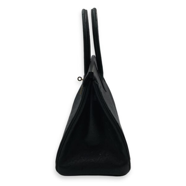 Birkin 30 Black in Ostrich, Gold hardware - Image 4