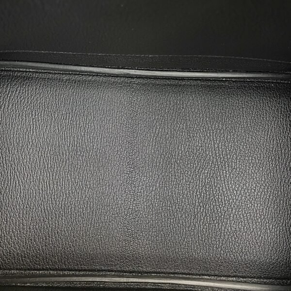 Birkin 30 Black in Ostrich, Gold hardware - Image 6