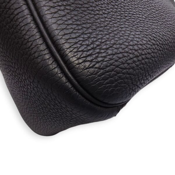 Lindy Touch 26 Black in Clemence/Matte Niloticus, Gold hardware - Image 3