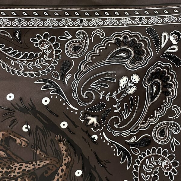 Guepards Bandana Embroidered 90 Caocao/Blanc Scarf - Image 4