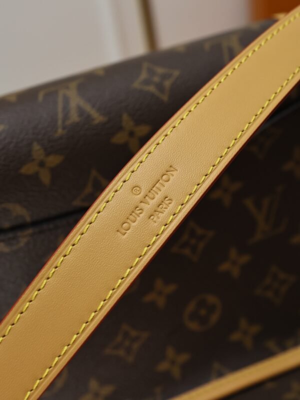 Louis Vuitton M45985  Diane - Image 4