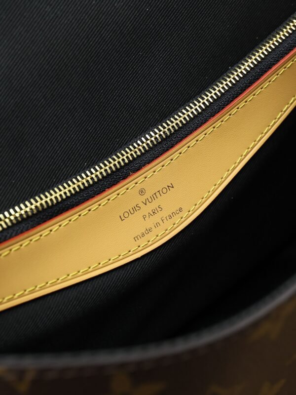 Louis Vuitton M45985  Diane - Image 2