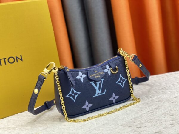 Louis Vuitton M82346 Easy Pouch - Image 2