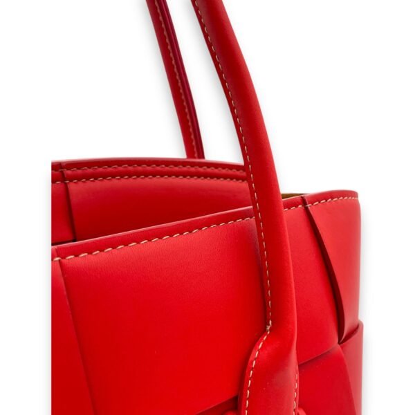 Arco Tote Bag Red in Lambskin, Silver hardware - Image 9