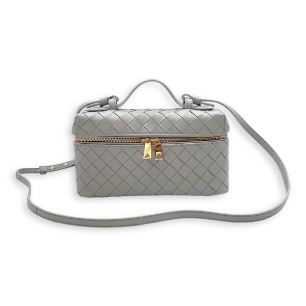 Bang Bang Intrecciato Vanity Case 23x12x6cm Sterling Crossbody Bag in Calfskin, Gold hardware - Image 3
