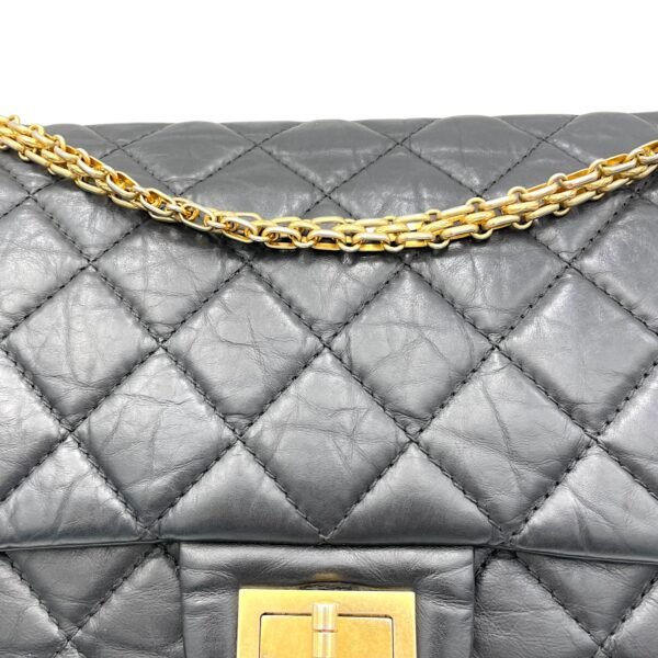 2.55 227 Black Shoulder Bag in Calfskin, Gold hardware - Image 7