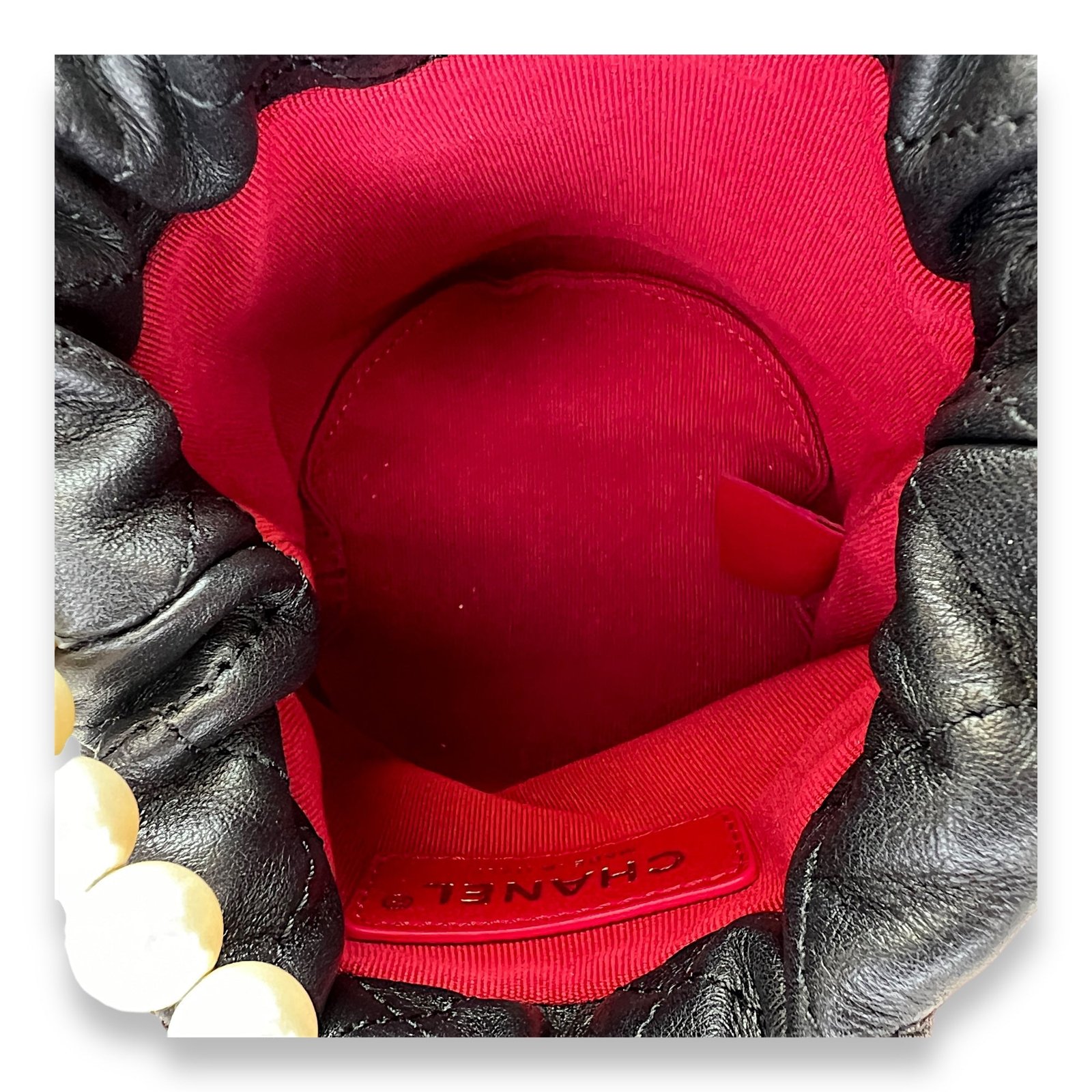 About Pearls Mini Black Bucket Bag in Calfskin, Gold hardware - Image 10