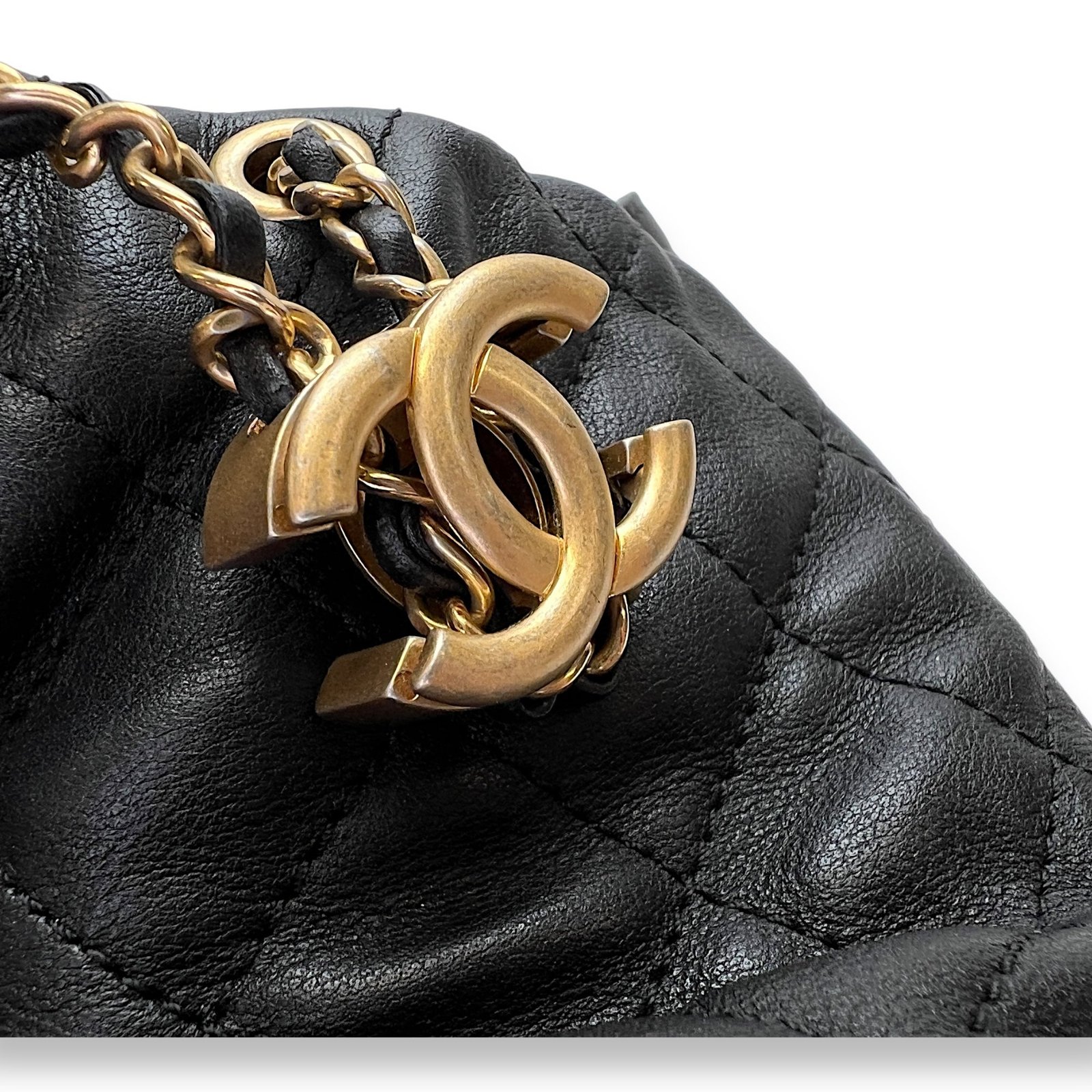 About Pearls Mini Black Bucket Bag in Calfskin, Gold hardware - Image 6