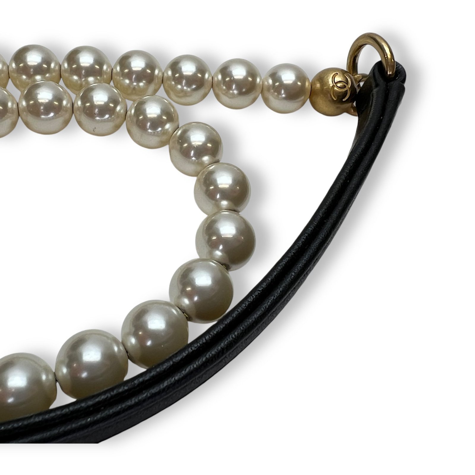 About Pearls Mini Black Bucket Bag in Calfskin, Gold hardware - Image 9