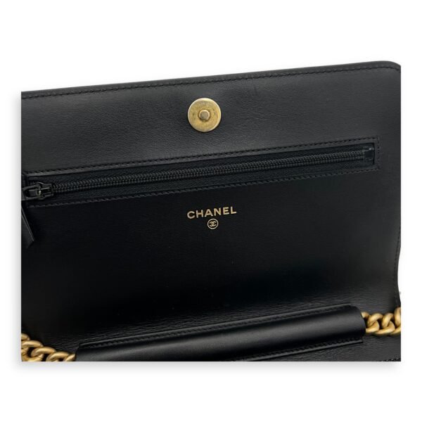 Boy Wallet On Chain Black in Caviar Leather, Gold hardware - Image 8