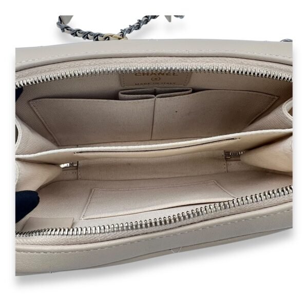 C19 Beige Clutch With Chain Camera Bag in Lambskin, Mixed hardware - Image 6