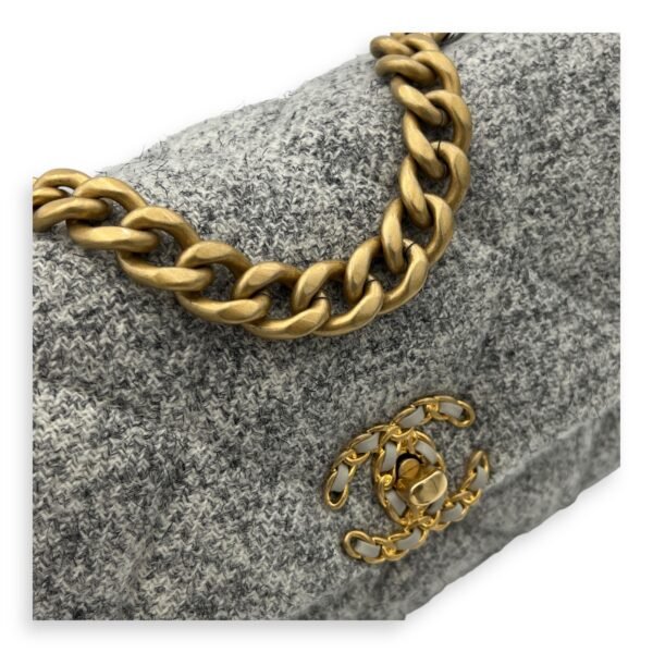 C19 Small Grey Shoulder Bag in Tweed, Gold hardware - Image 7