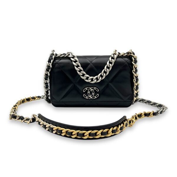 C19 Wallet On Chain Black in Lambskin, Silver hardware - Image 10