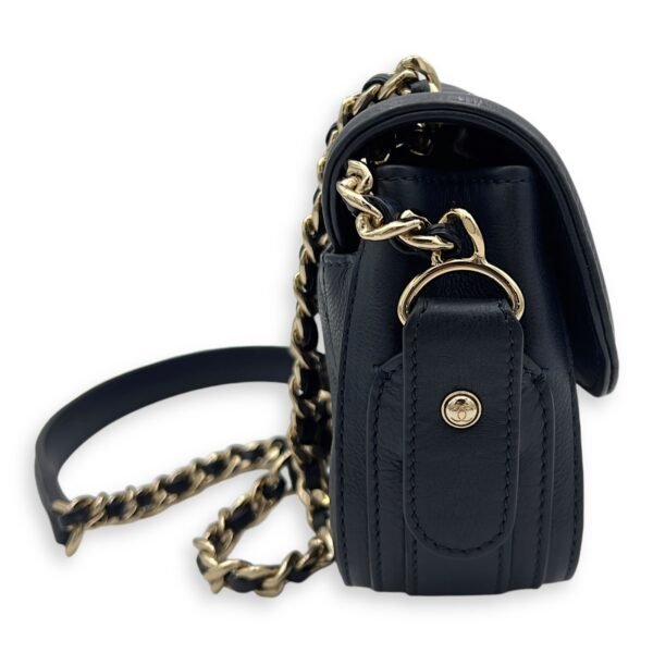 CC Flap Chevron Blue Crossbody Bag in Calfskin, Gold hardware - Image 8