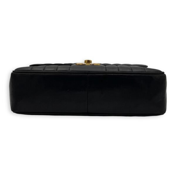CC Jumbo Vintage Flap Black Shoulder Bag in Lambskin, Gold hardware - Image 5