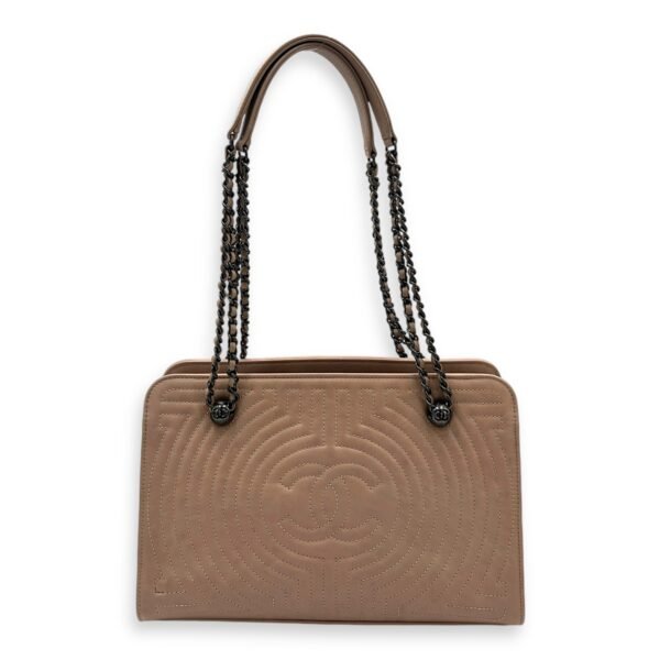 CC Quilted Beige Tote Bag in Calfskin, Ruthenium hardware - Image 4
