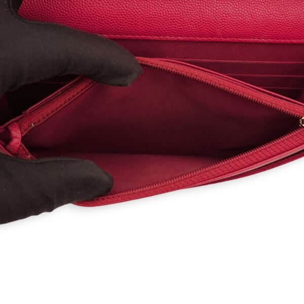 CC Quilted Seasonal Red Wallet On Chain in Caviar/Suede, Gold hardware - Image 14
