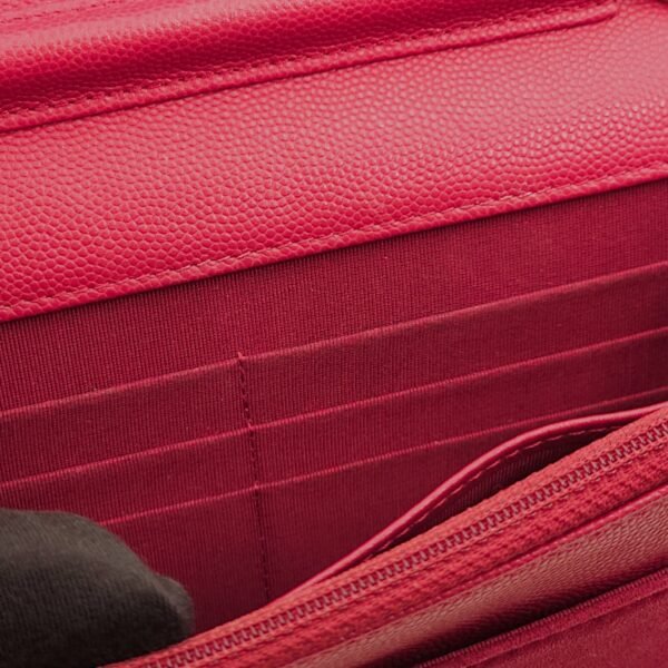 CC Quilted Seasonal Red Wallet On Chain in Caviar/Suede, Gold hardware - Image 3