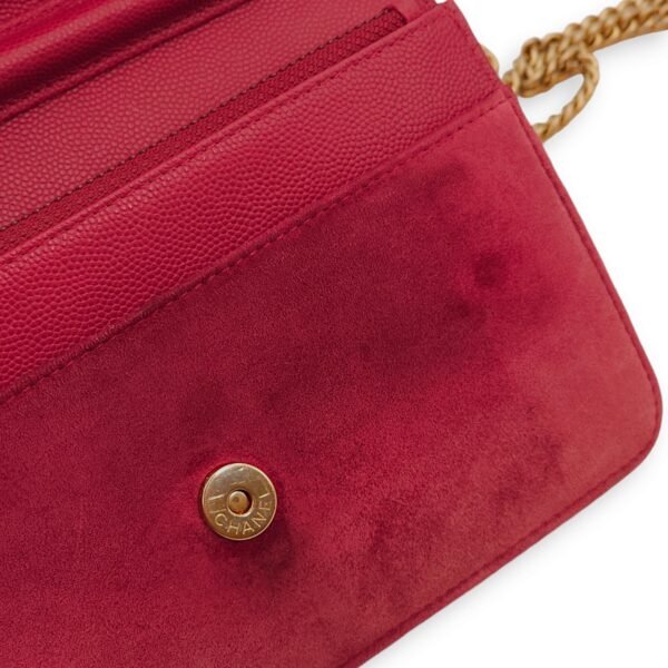CC Quilted Seasonal Red Wallet On Chain in Caviar/Suede, Gold hardware - Image 4