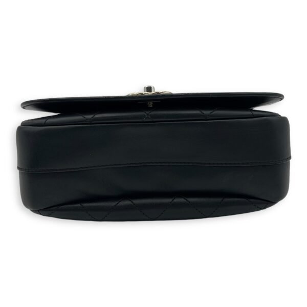 CC Shoulder Bag Black in Calfskin, Silver hardware - Image 5