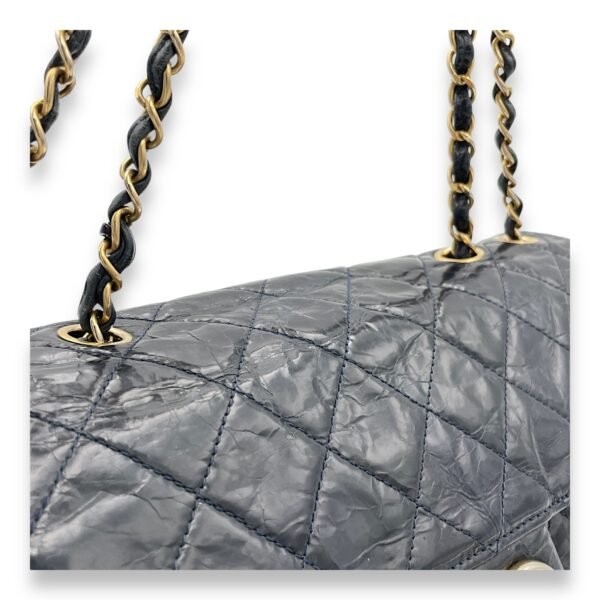 CC Turnlock Crinkled Navy Shoulder Bag in Calfskin, Gold hardware - Image 6