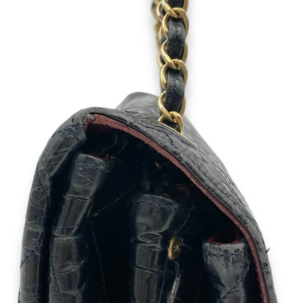 CC Turnlock Crinkled Navy Shoulder Bag in Calfskin, Gold hardware - Image 9