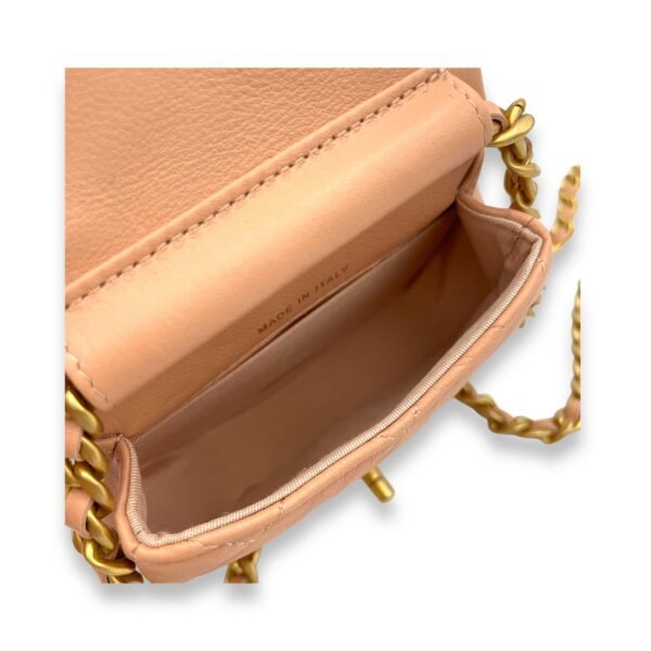 Chain Clutch Mini Beige Crossbody Bag in Lambskin, Gold hardware - Image 10