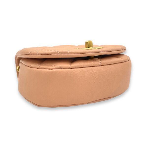 Chain Clutch Mini Beige Crossbody Bag in Lambskin, Gold hardware - Image 5