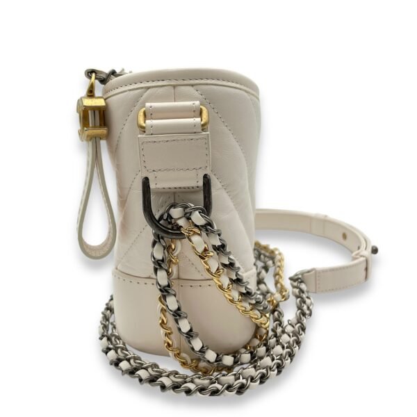 Chevron Gabrielle Small White Shoulder Bag in Calfskin, Gold/Ruthenium/Silver hardware - Image 4