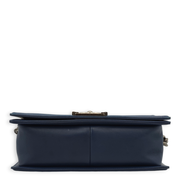 Chevron Le Boy Medium Dark Blue Shoulder Bag in Lambskin, Ruthenium hardware - Image 11