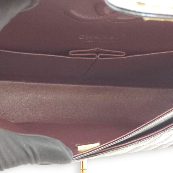 Classic Double Flap Medium Black Shoulder Bag in Caviar Leather, Gold hardware - Image 6