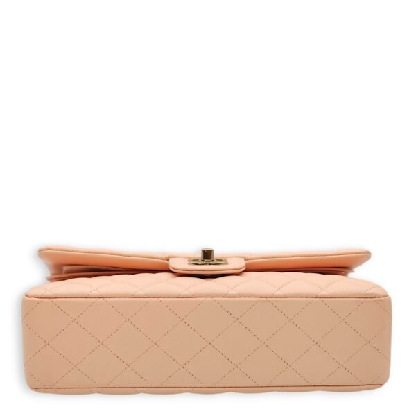 Classic Double Flap Medium Salmon Pink Shoulder Bag in Caviar, Gold hardware - Image 5