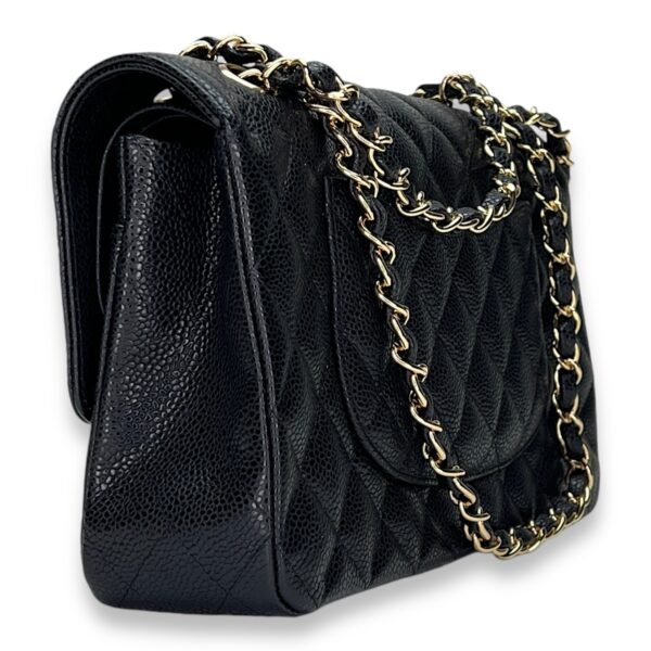 Classic Double Flap Mediun Shoulder bag in Caviar leather, Gold Hardware - Image 4