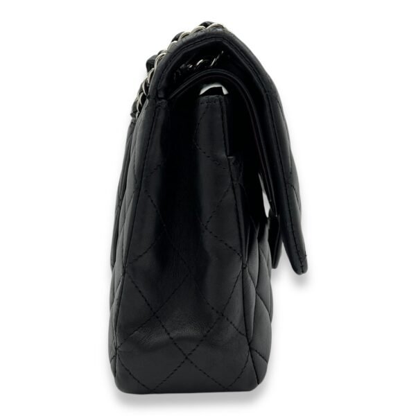 Classic Flap Medium Black Shoulder Bag in Lambskin, Silver hardware - Image 4