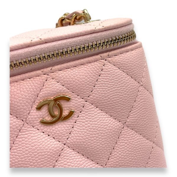Classic Pink Vanity Bag in Caviar Leather, Gold hardware - Image 8
