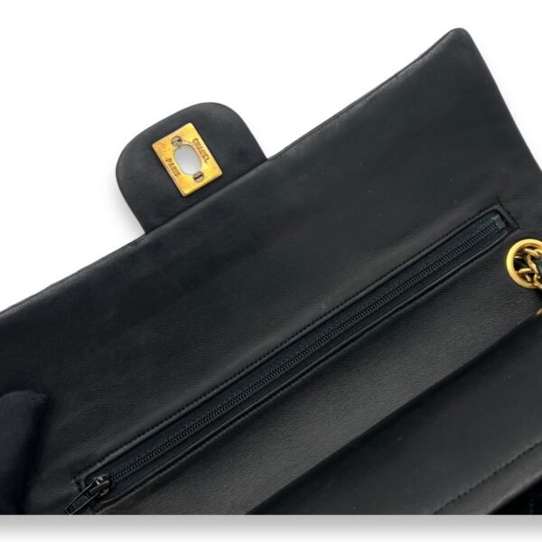 Classic Shoulder Bag Medium Black in Lambskin, Gold hardware - Image 11