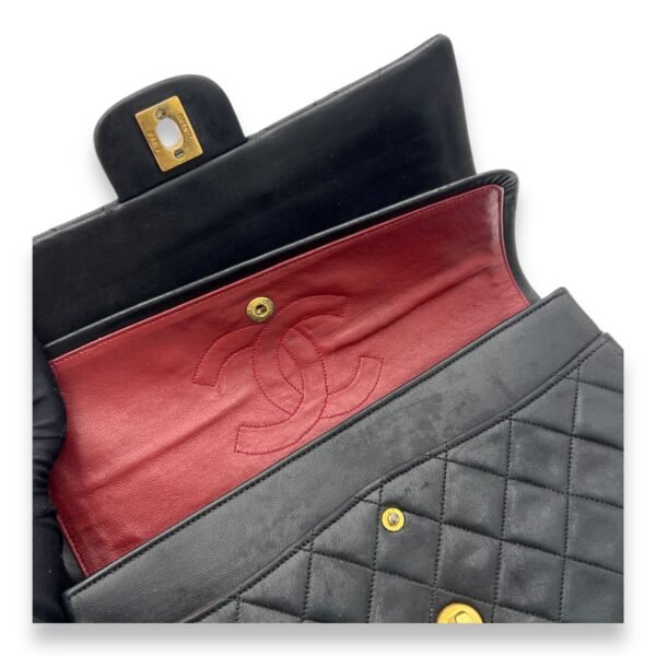 Classic Shoulder Bag Medium Black in Lambskin, Gold hardware - Image 13