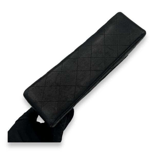 Classic Shoulder Bag Medium Black in Lambskin, Gold hardware - Image 6